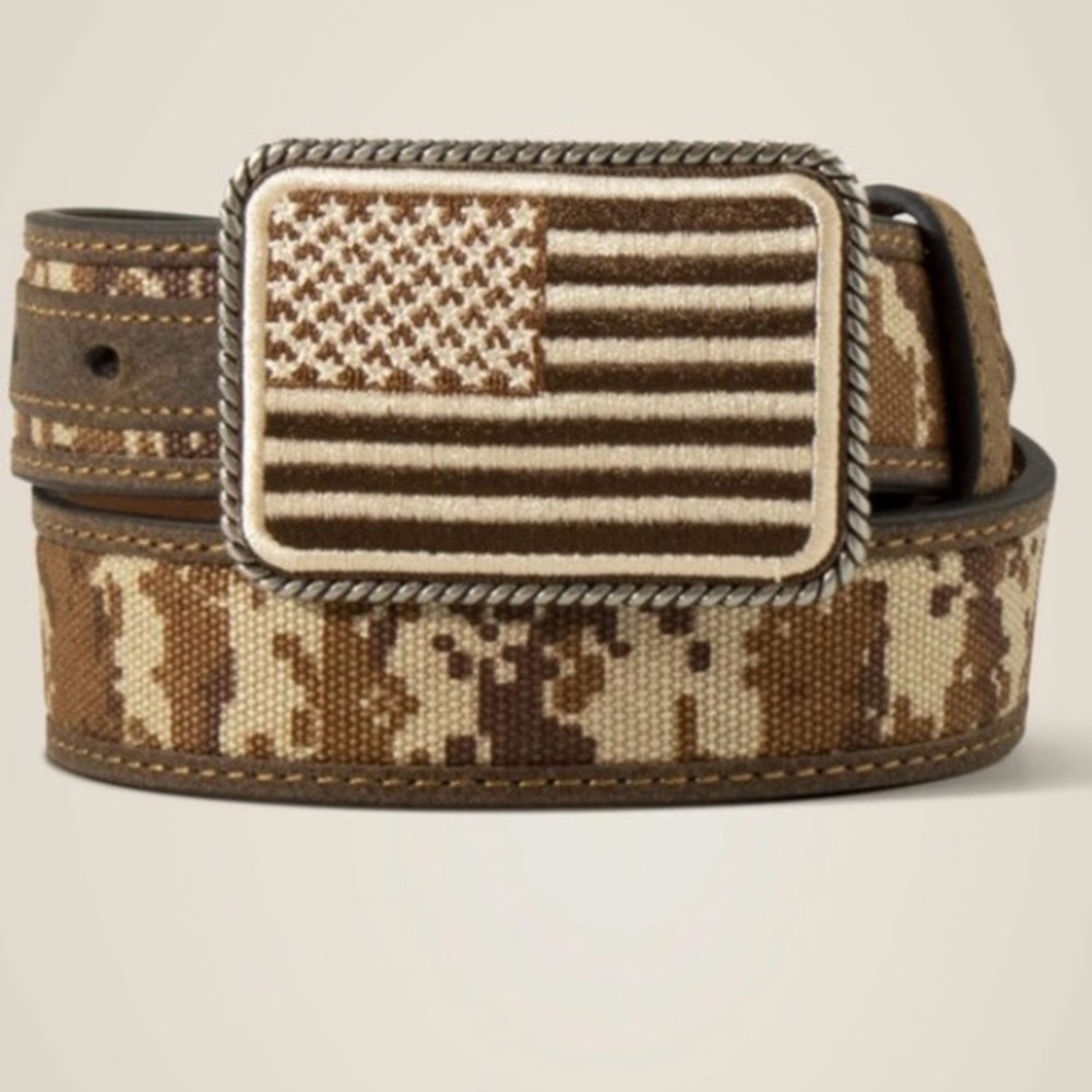 ARIAT Flag buckle camo belt